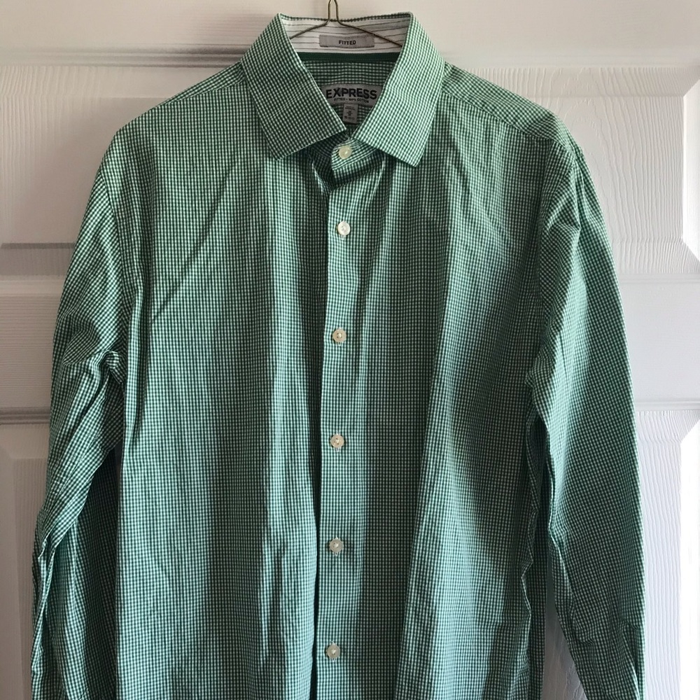 Men’s Express Fitted Dress Shirt